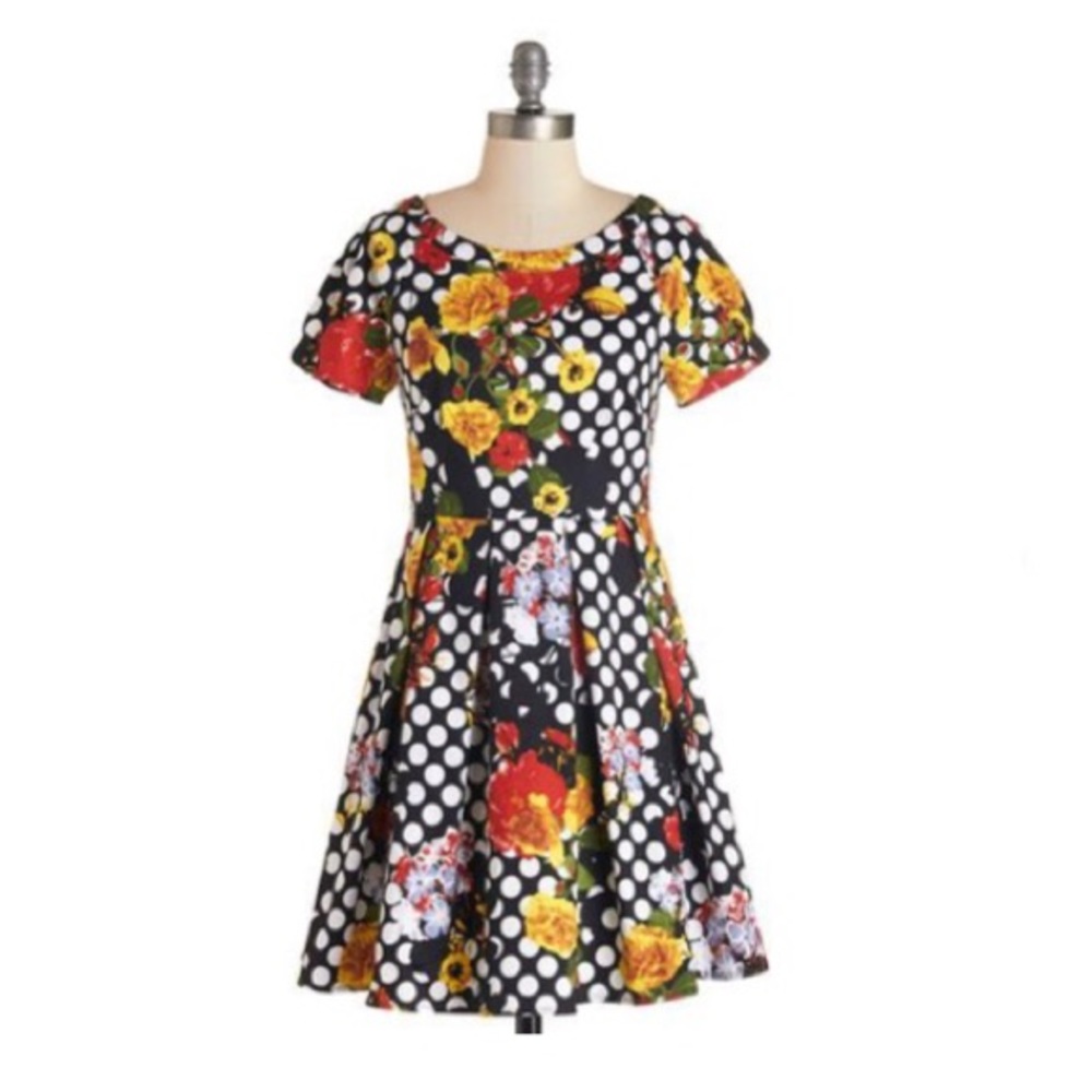 ModCloth | Darling Decoupage dress